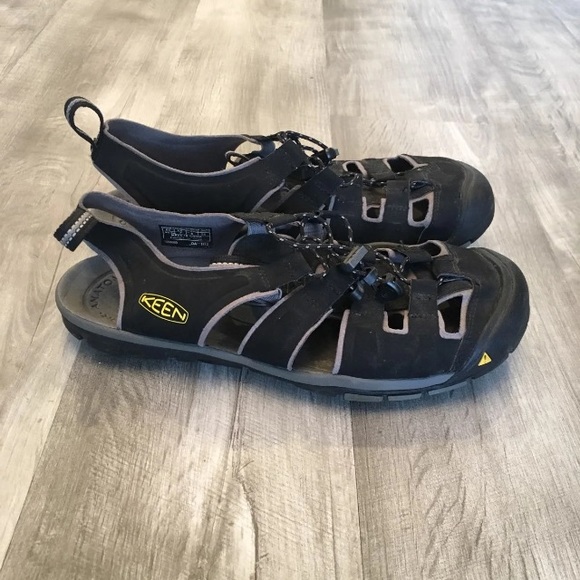 Keen Cascade CNX Mens Strappy Sandals 7 main image 4